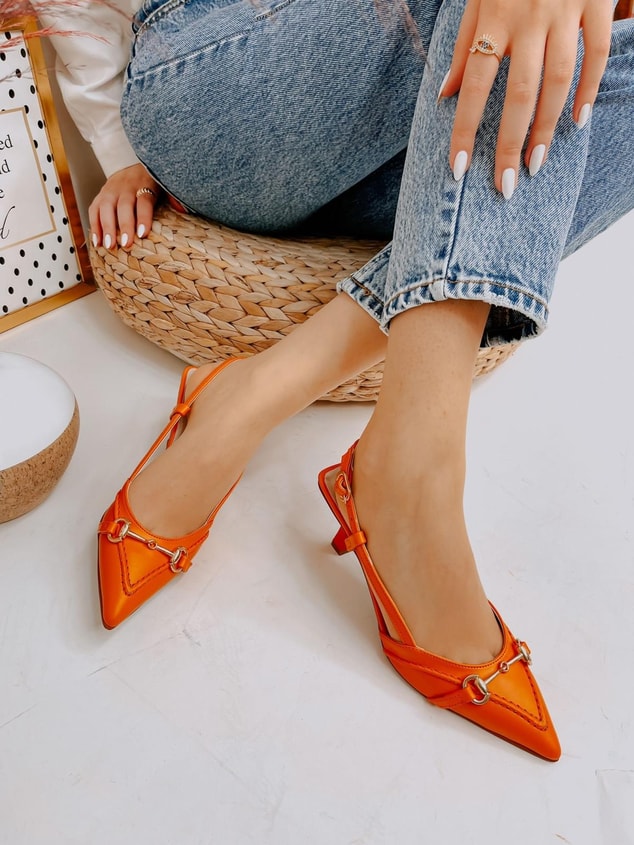 Turuncu Deri (Moss) Toka Detay Kadın Stiletto