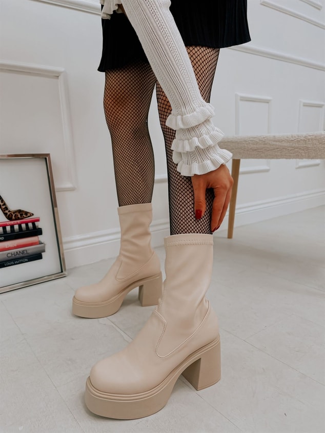 Bej Cilt (Lopez) Kadın Platform Bot