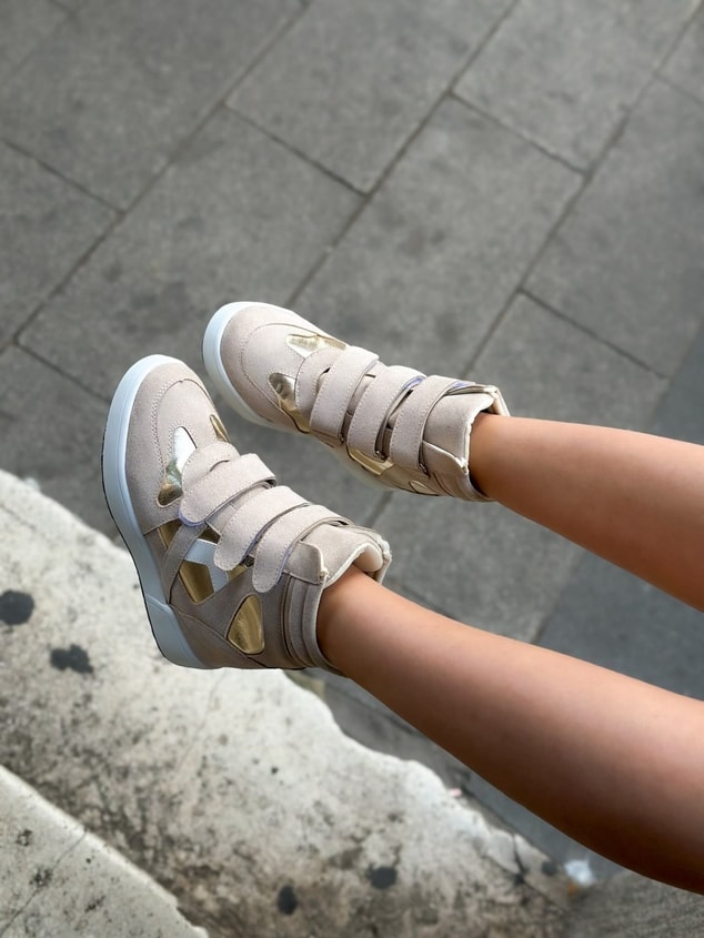 Bej Süet (İsabe) Gizli Topuk Dolgu Topuk 7 Cm Boy Uzatan Sneakers