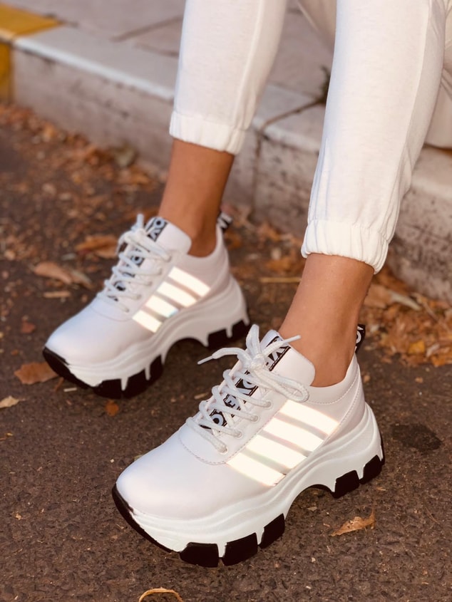 Beyaz - Hologram (Teddy) SİYAH TABAN Kadın Spor Ayakkabı Sneakers