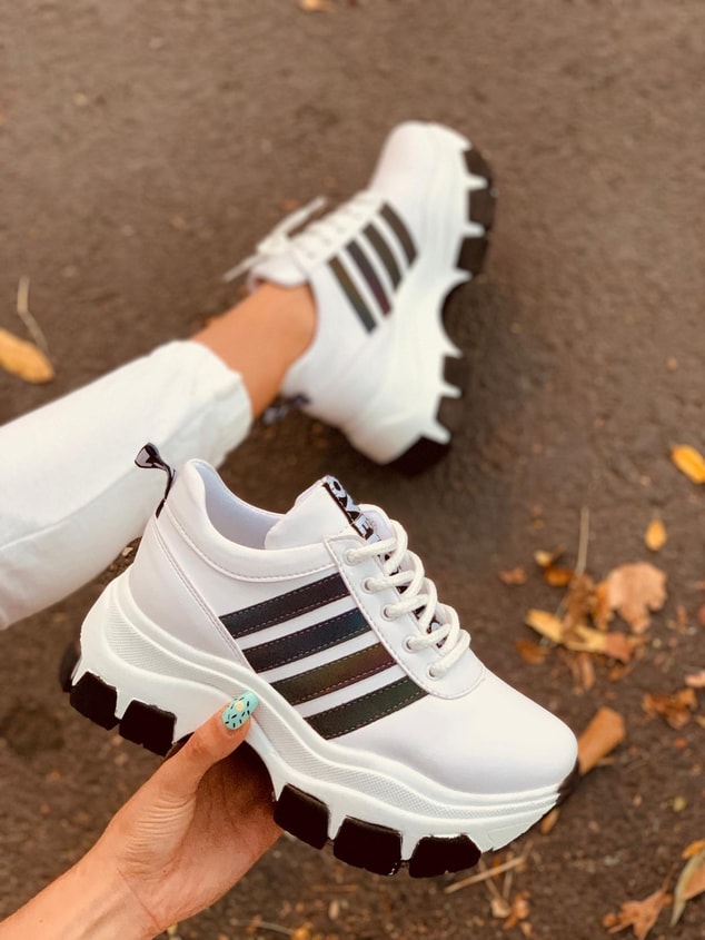 Beyaz - Hologram (Teddy) SİYAH TABAN Kadın Spor Ayakkabı Sneakers