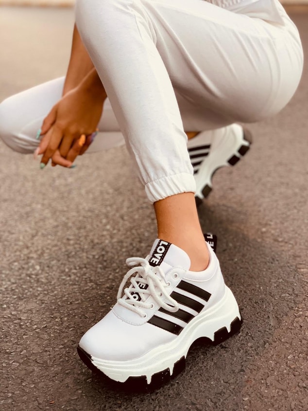 Beyaz - Siyah (Teddy) SİYAH TABAN Kadın Spor Ayakkabı Sneakers