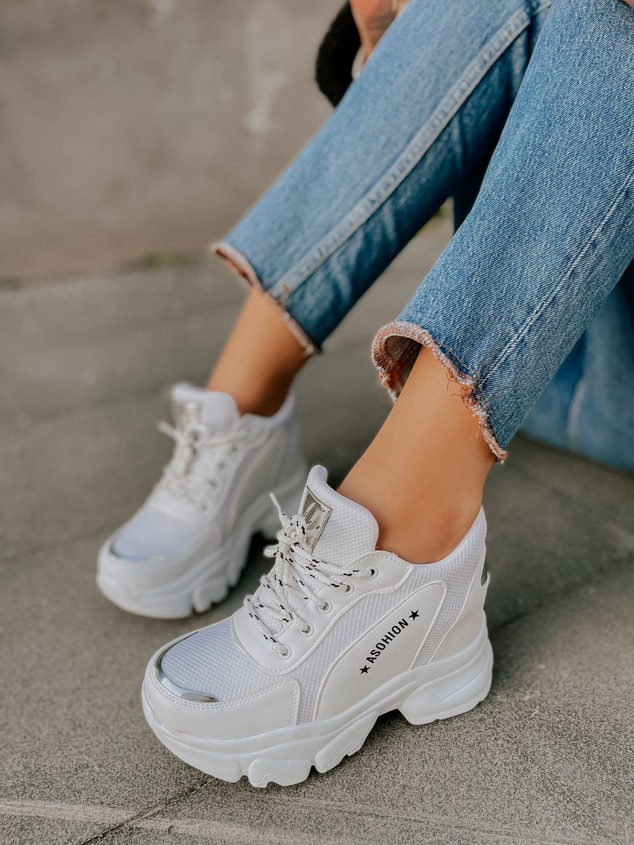 Beyaz Deri (Garry) Hologram Detay Kadın Sneakers