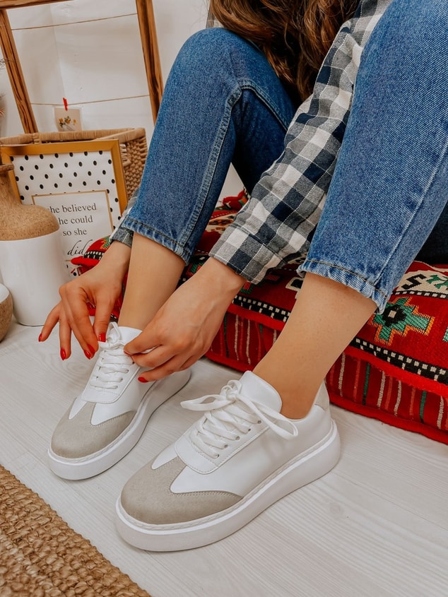 Beyaz Gri (Chicago) Kadın Bağcıklı Sneakers