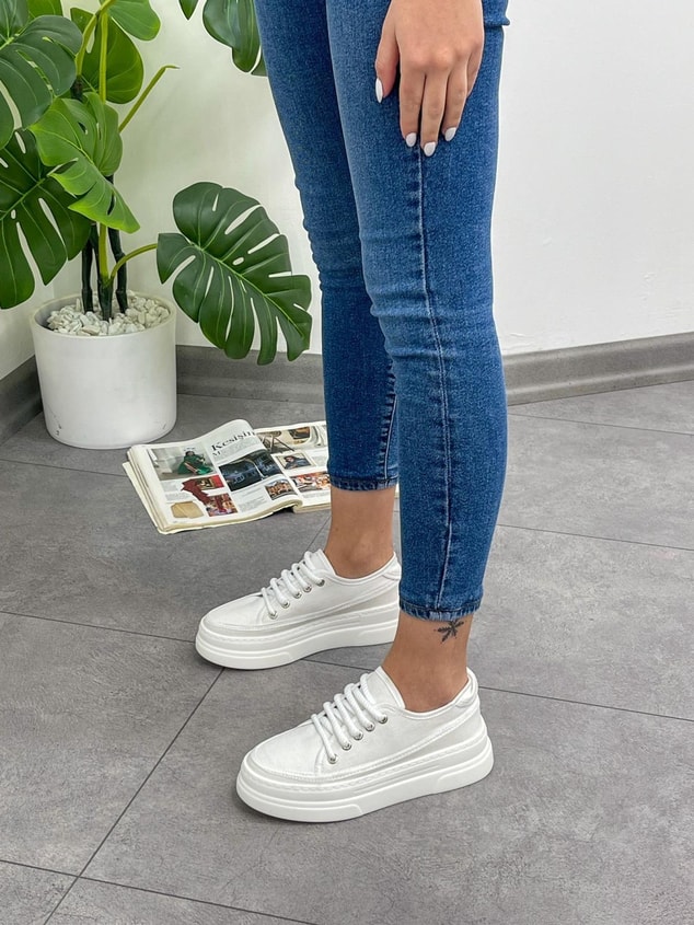 Beyaz Keten (Werner) Bağcıklı Kadın Sneakers
