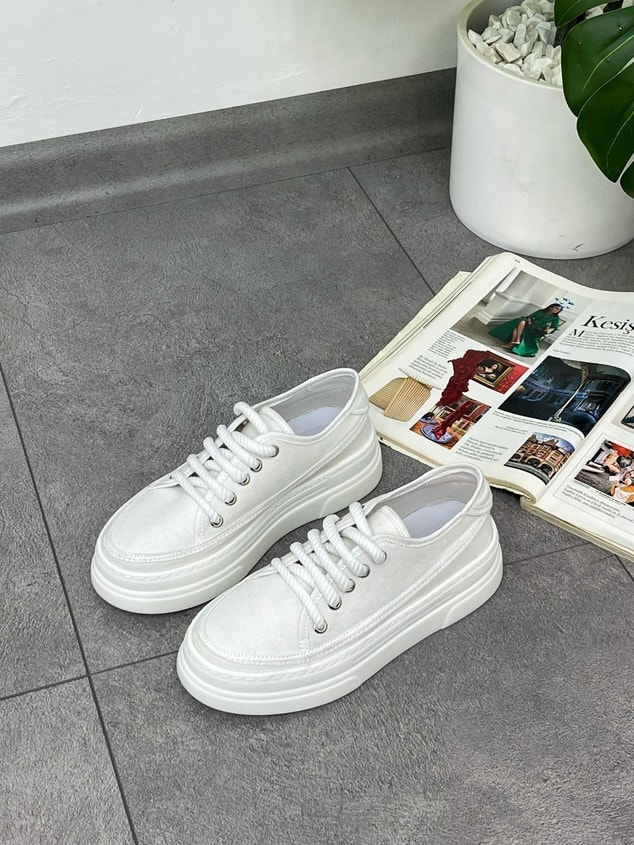 Beyaz Keten (Werner) Bağcıklı Kadın Sneakers