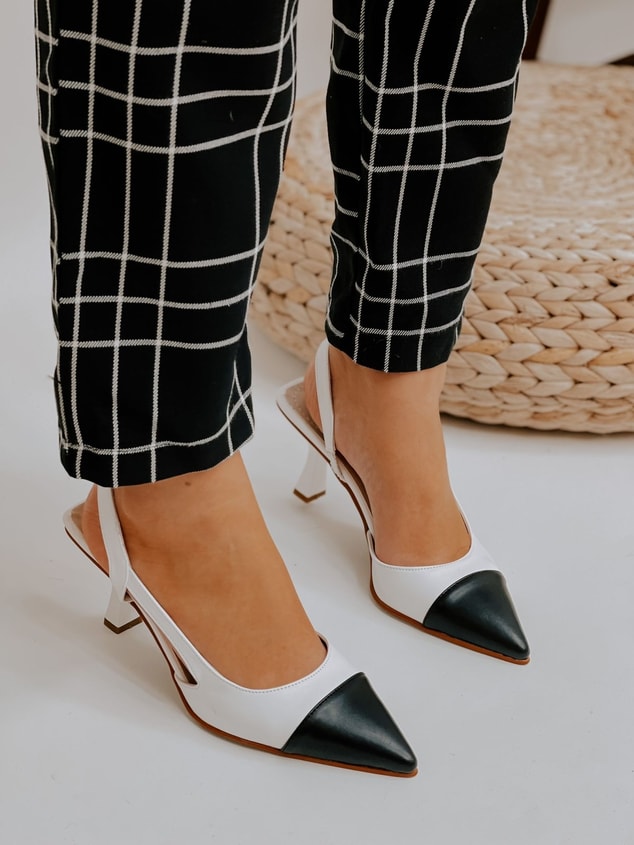 Beyaz Siyah Deri (Jake) Maskelet Detay Kadın Açık Stiletto