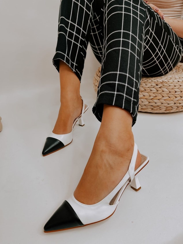 Beyaz Siyah Deri (Jake) Maskelet Detay Kadın Açık Stiletto