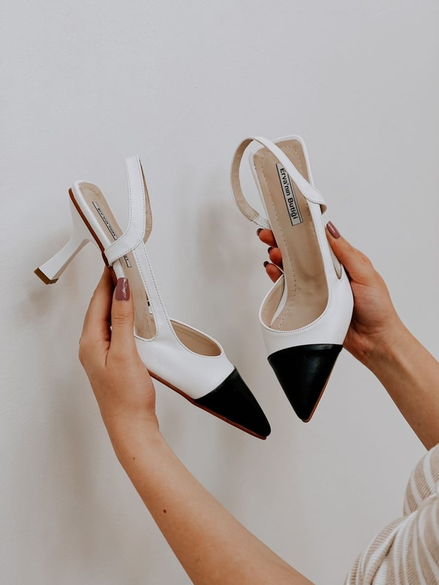 Beyaz Siyah Deri (Jake) Maskelet Detay Kadın Açık Stiletto