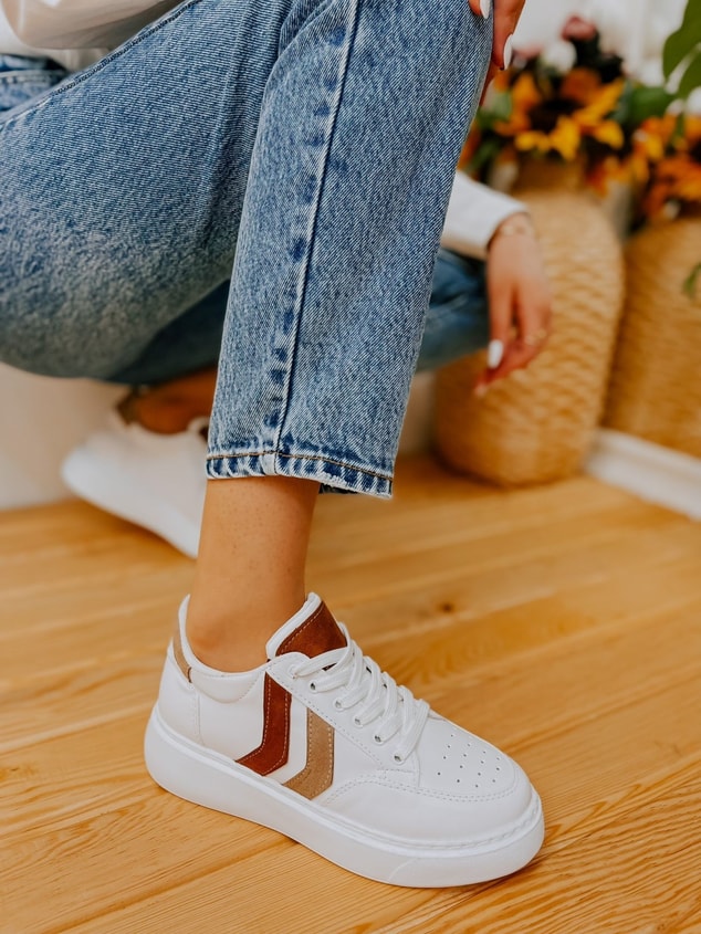 Beyaz Taba (Walker) Kadın Bağcıklı Sneakers