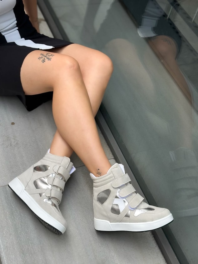 Gri Süet (İsabe) Gizli Topuk Dolgu Topuk 7 Cm Boy Uzatan Sneakers
