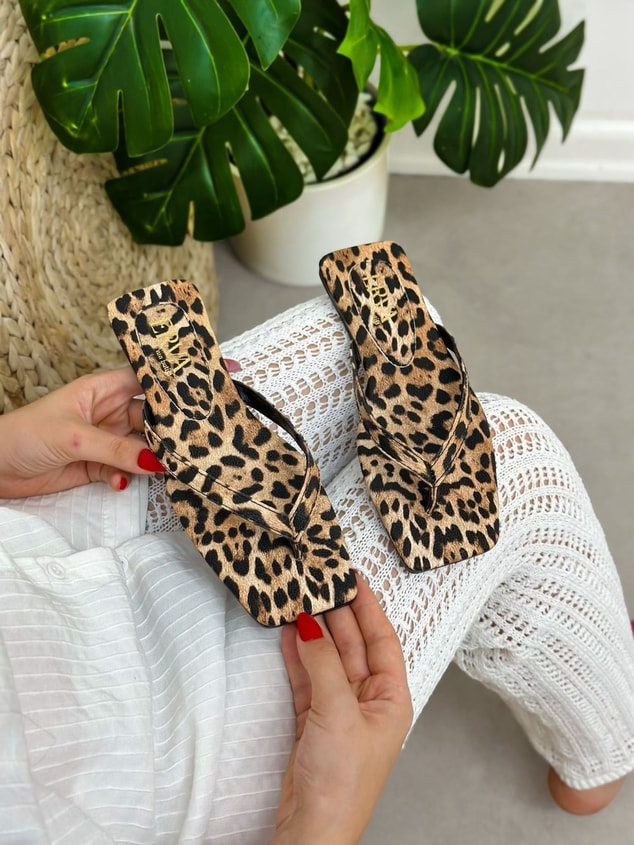 Leopar Cilt (Laddies) Parmak Arası Kadın Terlik