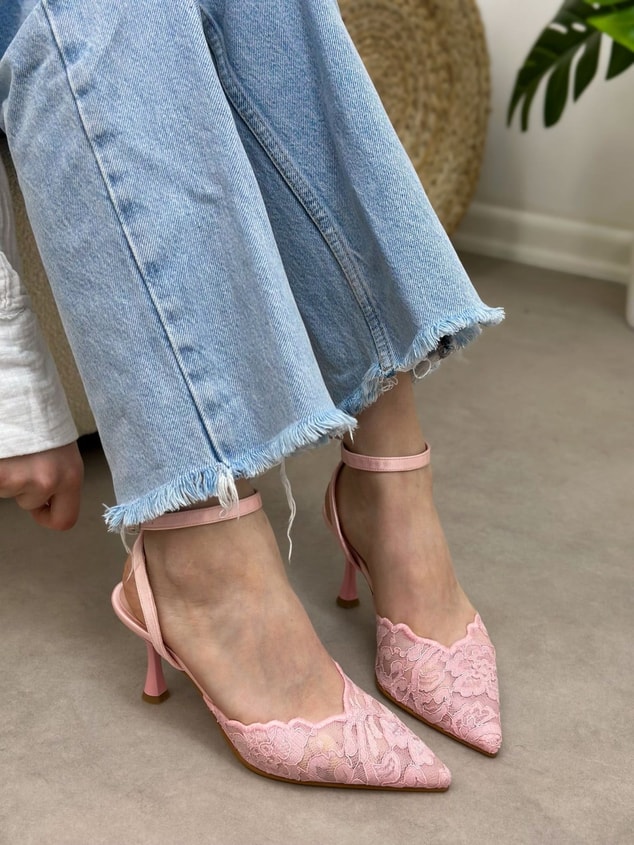 Şeker Pembe Dantel (Vusuel) Nakışlı Arka Bant Detaylı Kadın Stiletto