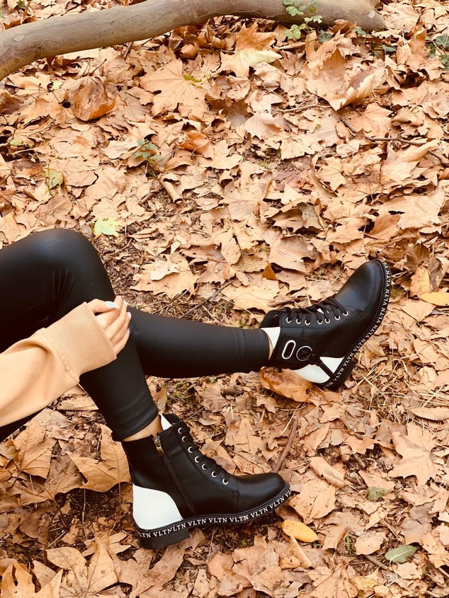 Siyah-Beyaz(Kirsten)