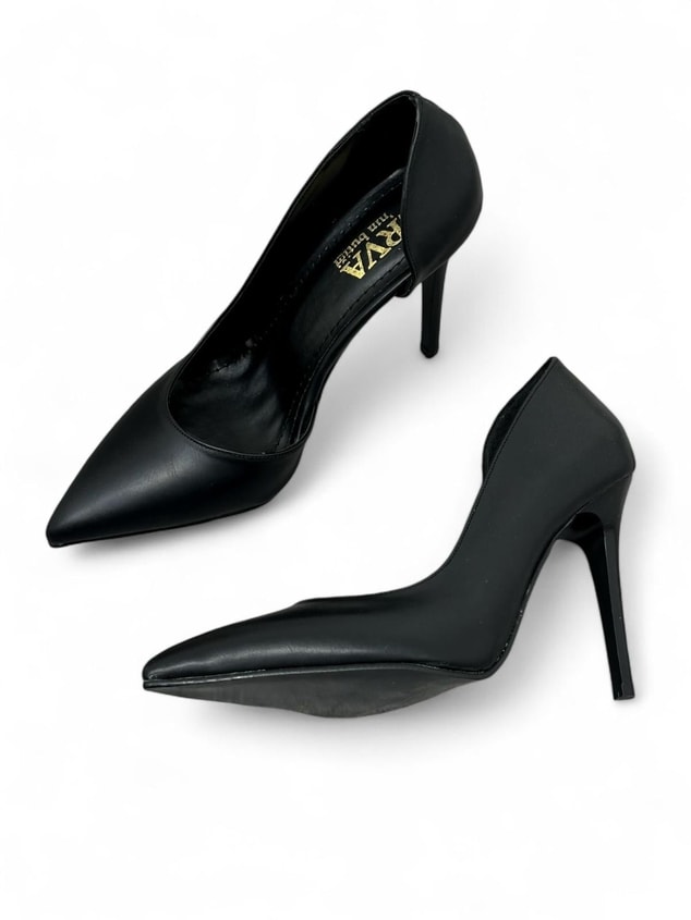 Siyah Cilt ( Lily) Kadın Stiletto