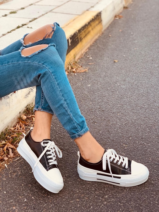 Siyah Deri (Blackberry) Kadın Yüksek Tabanlı Sneakers