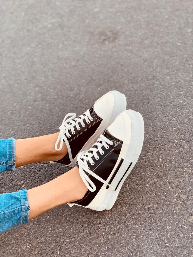 Siyah Deri (Blackberry) Kadın Yüksek Tabanlı Sneakers