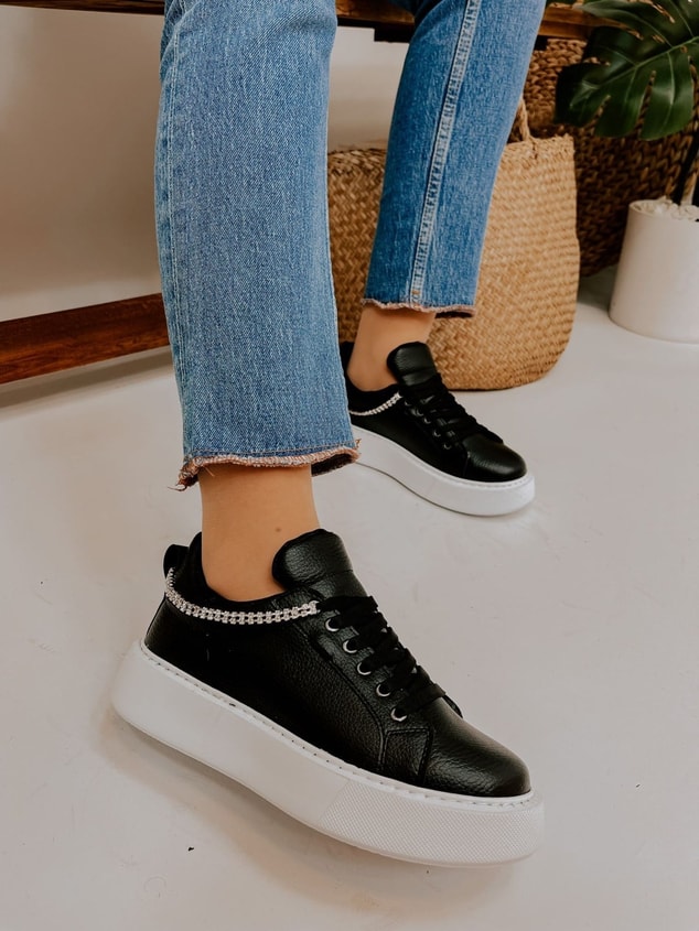 Siyah Deri (Jersey) Taş Detay Kadın Bağcıklı Sneakers