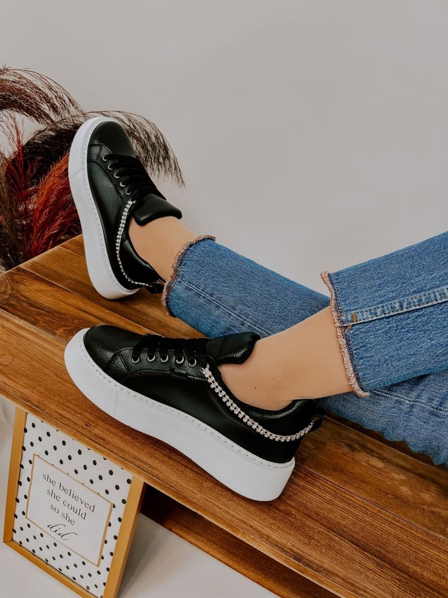 Siyah Deri (Jersey) Taş Detay Kadın Bağcıklı Sneakers