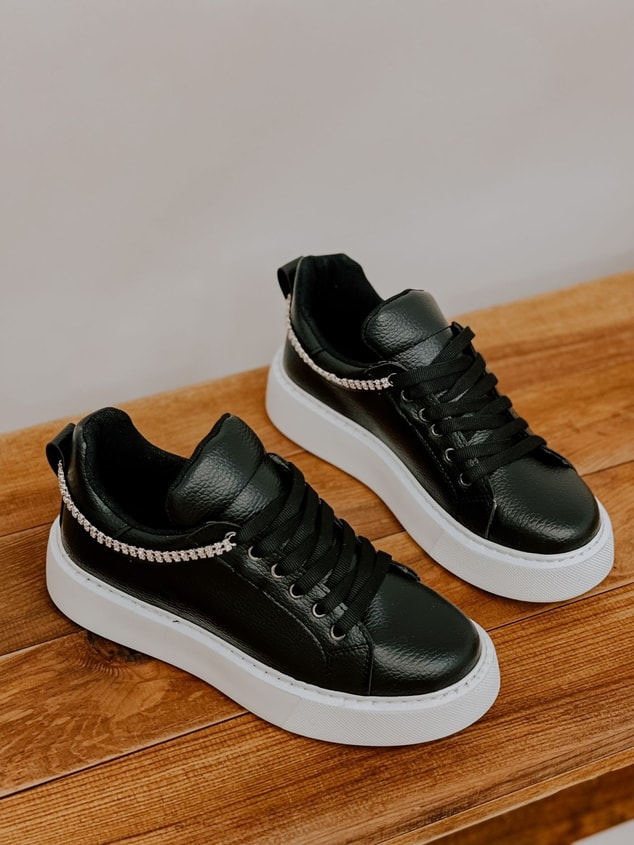 Siyah Deri (Jersey) Taş Detay Kadın Bağcıklı Sneakers