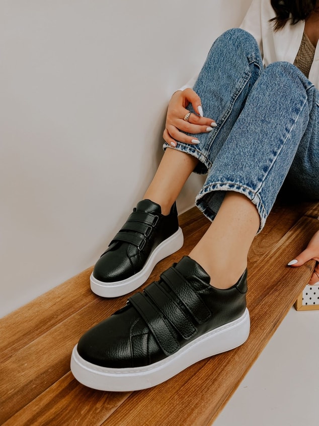 Siyah Deri (Montana) Kadın Cırtlı Sneakers