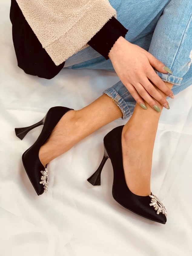 Siyah Saten (Sunx) Büyük Numara Kadın Stiletto