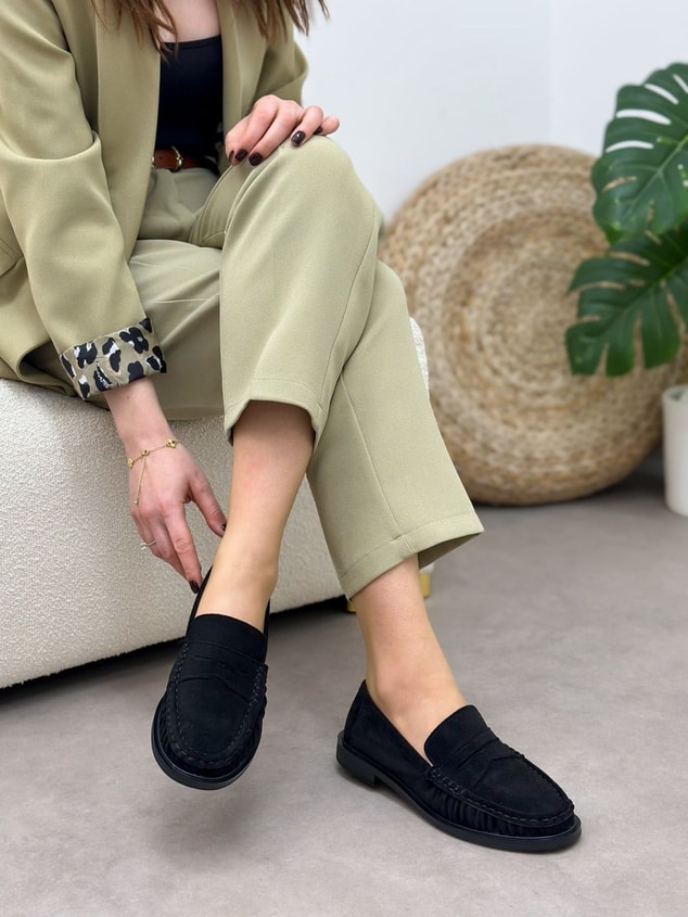 Siyah Süet (Barry) Saraç Detaylı Düz Taban Kadın Loafer