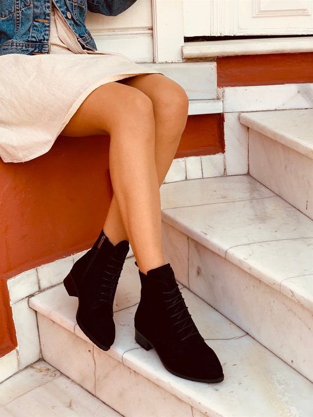 Siyah Süet (Falon) Kadın Bağcıklı Bot