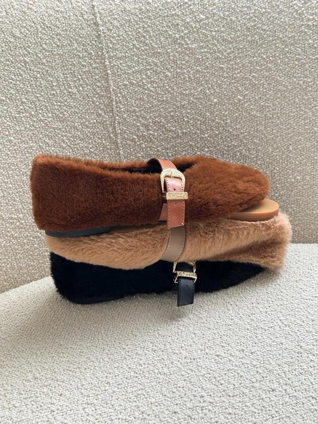 Taba Tüylü (Biana) Kemer Detaylı Peluş Babet