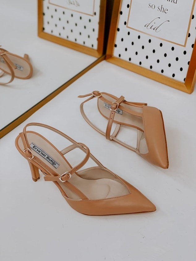 Ten Deri (Cindy) Şeffaf Detay Bilek Tokalı Kadın Stiletto