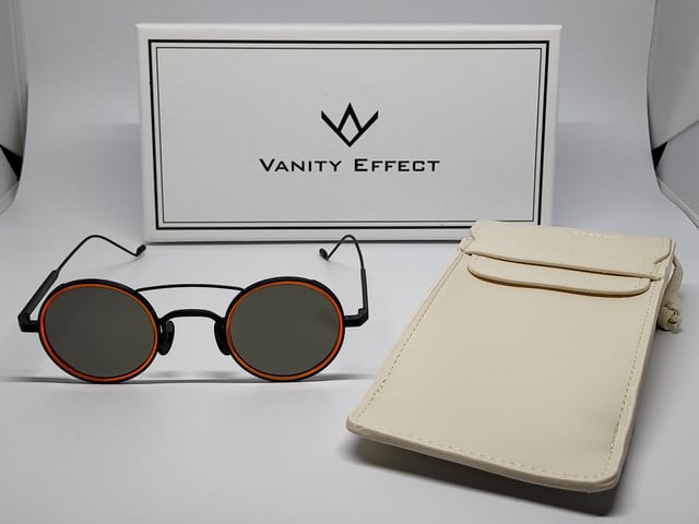 Vanity Effect Lucas-2 MB/OR 42 Unisex Sunglasses