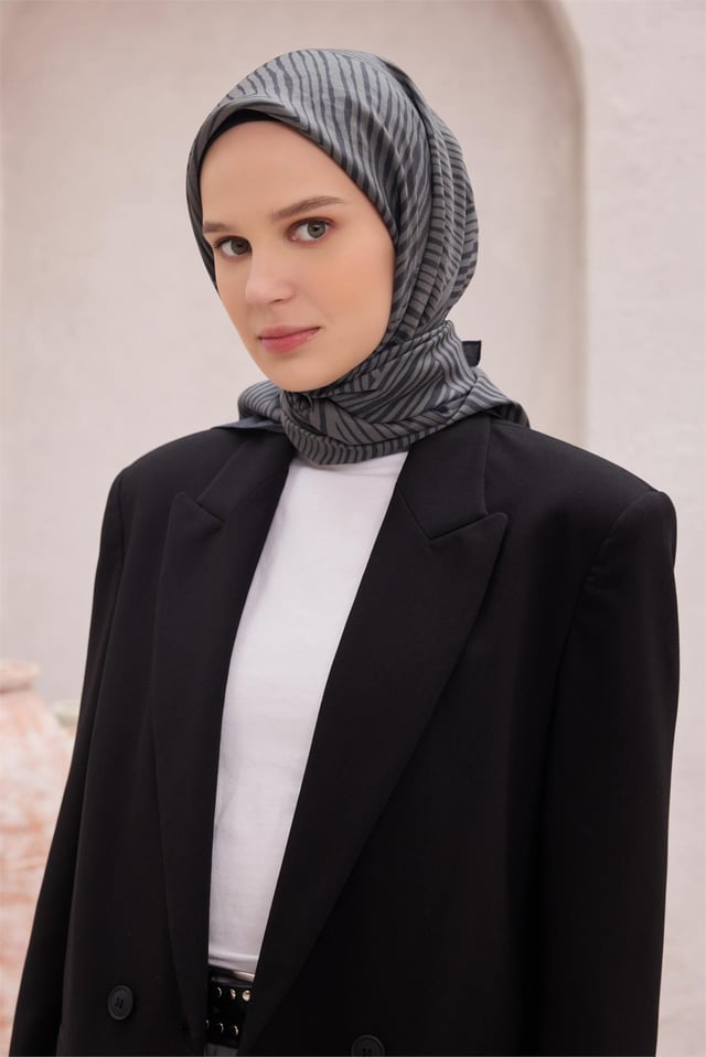 Belli Fresh Çizgili Desen Antrasit Modal Eşarp 2102 - 02