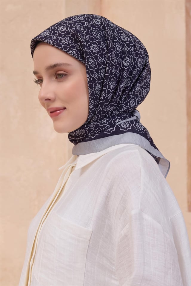 Belli Fresh Çiçek Desen Lacivert Paulista Eşarp 5 - 62