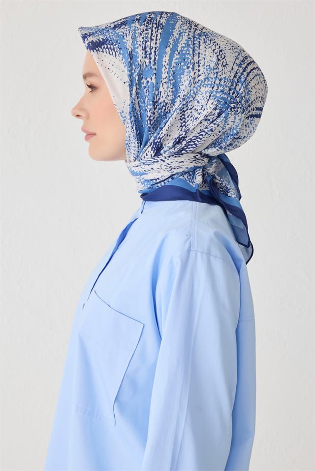 Belli Çiçek Desen Saks Premium Soft Eşarp 2 - 05