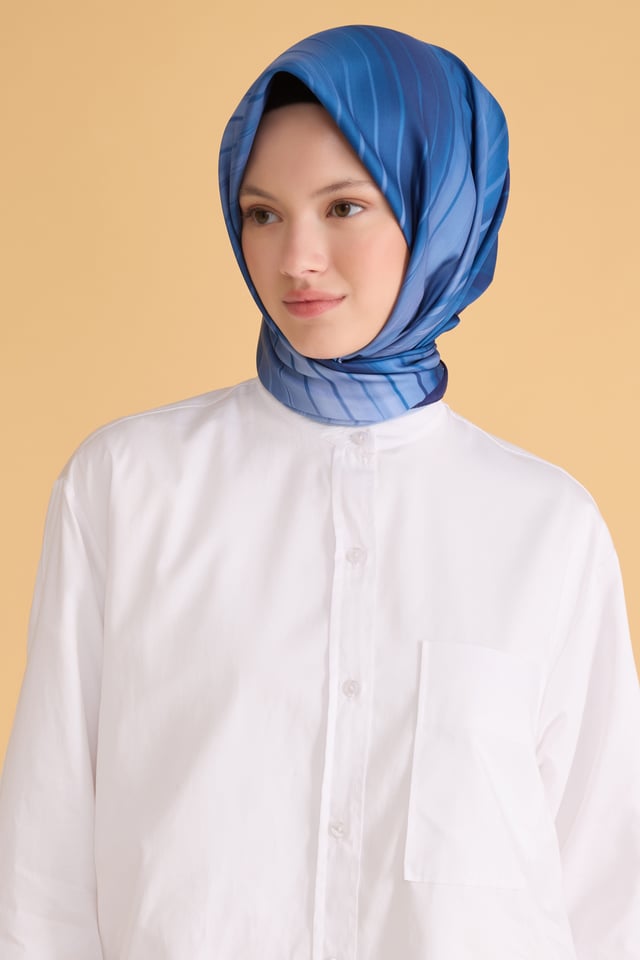 Belli Çiçek Desen Lacivert Sport Eşarp 2500 - 10