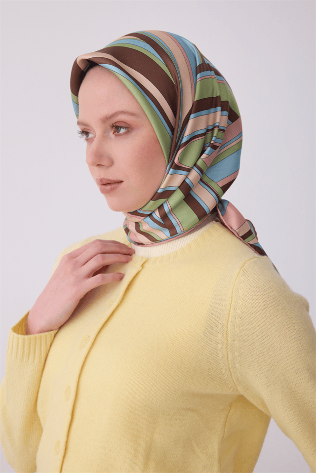 Çok Renkli Geometrik Desen %100 Twill İpek Eşarp 4311 - 01