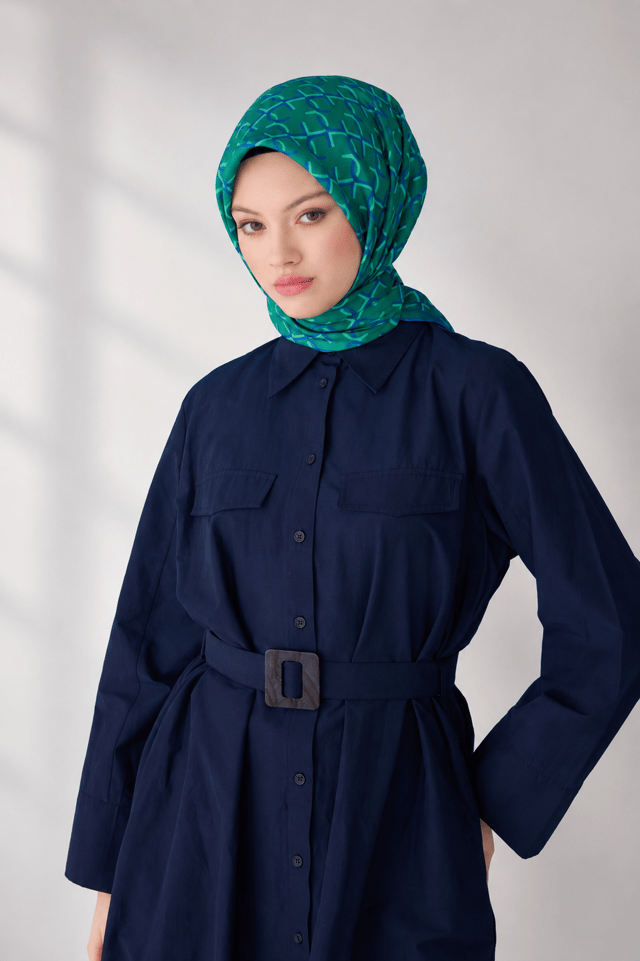 Koyu Yeşil Monogram Desen %100 Twill İpek Eşarp 4102 - 84