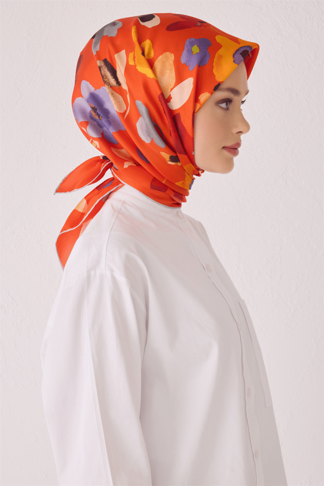 Çok Renkli Çiçek Desen %100 Twill İpek Eşarp 4033 - 32