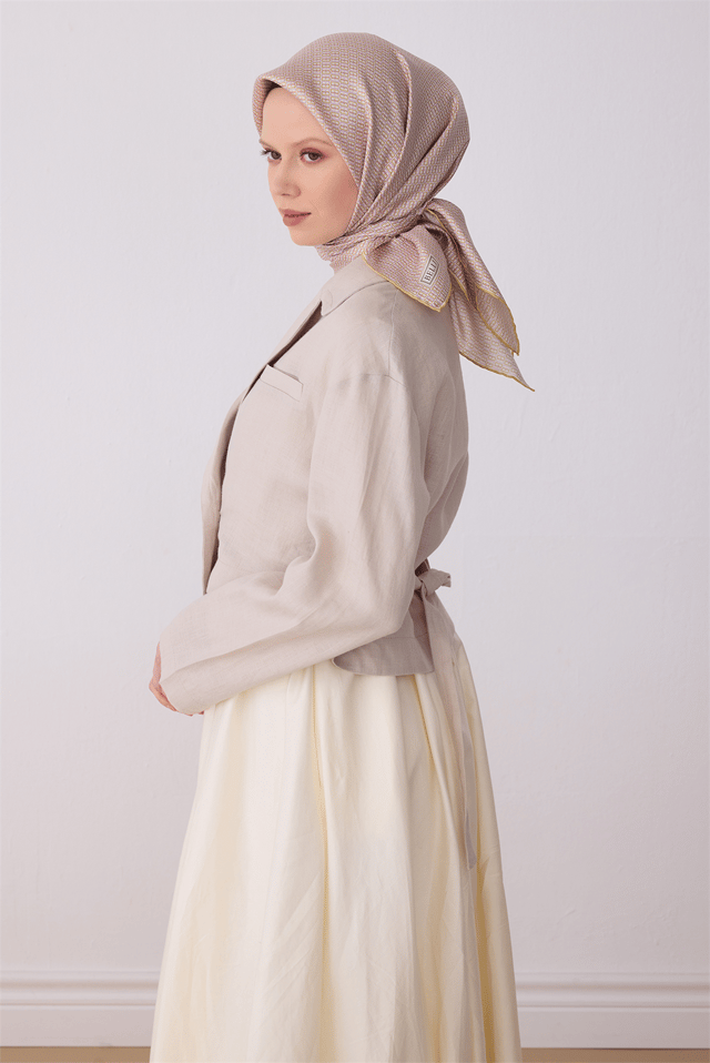 Sarı Monogram Desen %100 Twill İpek Eşarp 4321 - 04