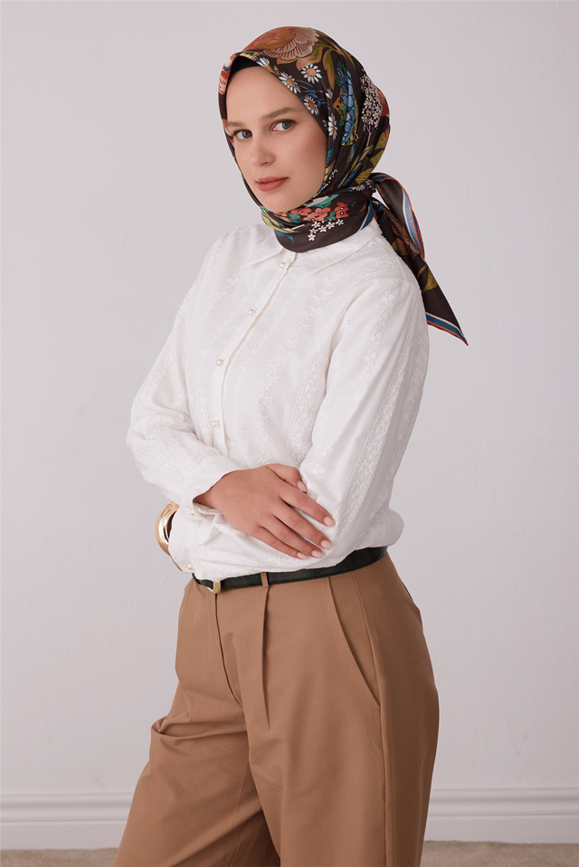 Kahverengi Çiçek Deseni %100 Twill İpek Eşarp 4415-35