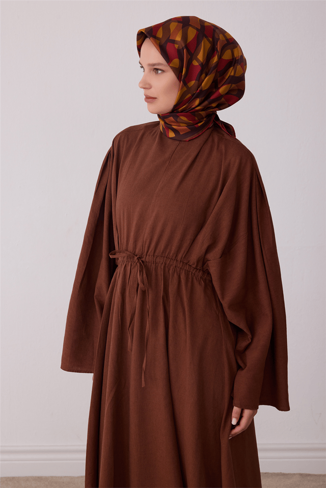 Kahverengi Geometrik Desen %100 Twill İpek Eşarp 4420-52