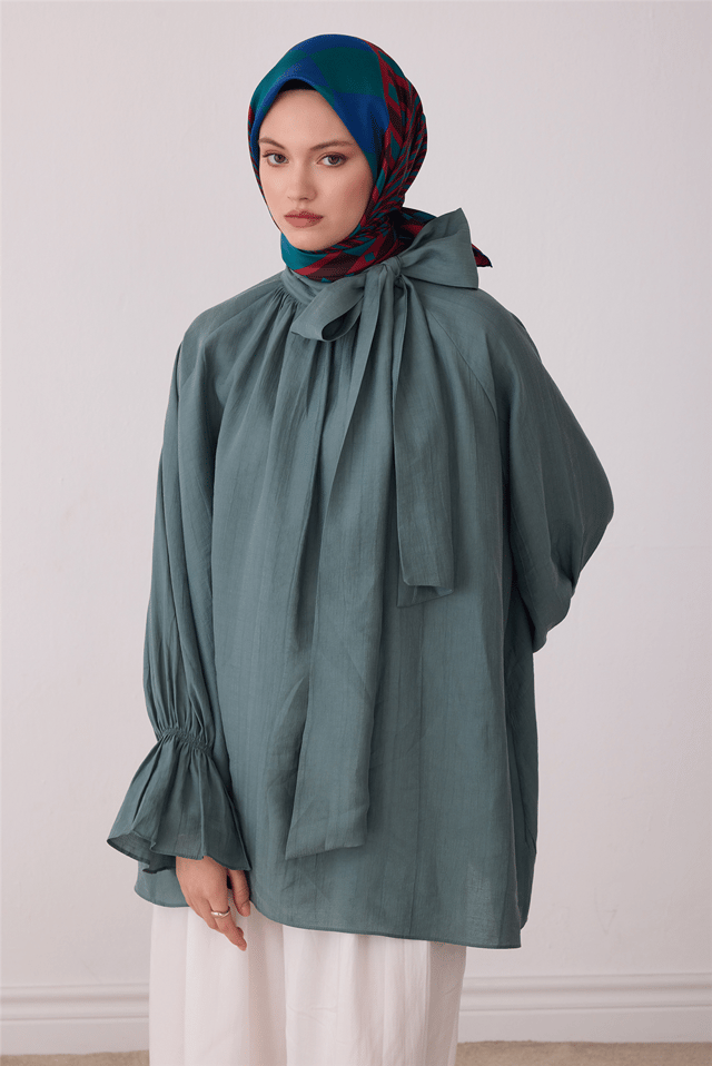 Mürdüm Geometrik Desen %100 Twill İpek Eşarp 4401-81