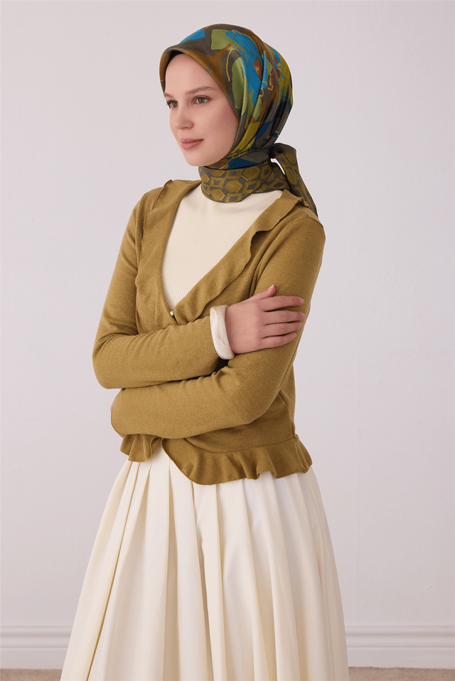 Yeşil Çiçek Deseni %100 Twill İpek Eşarp 4426-06