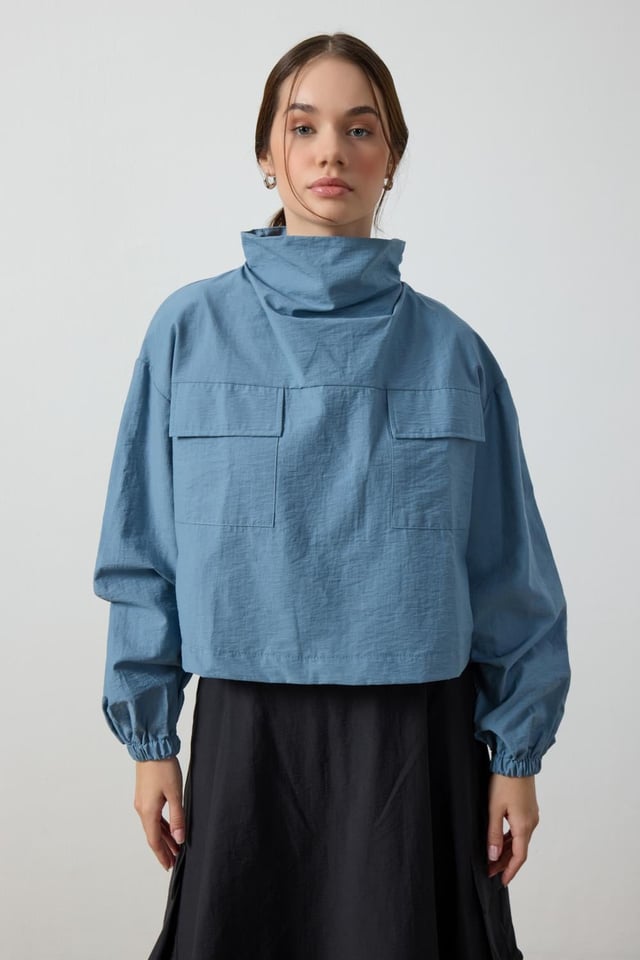Mavi Yaka Detaylı Paraşüt Sweat