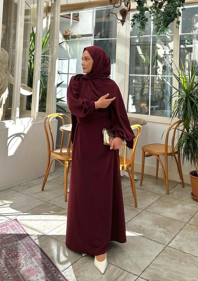 Mürdüm Nora Elbise