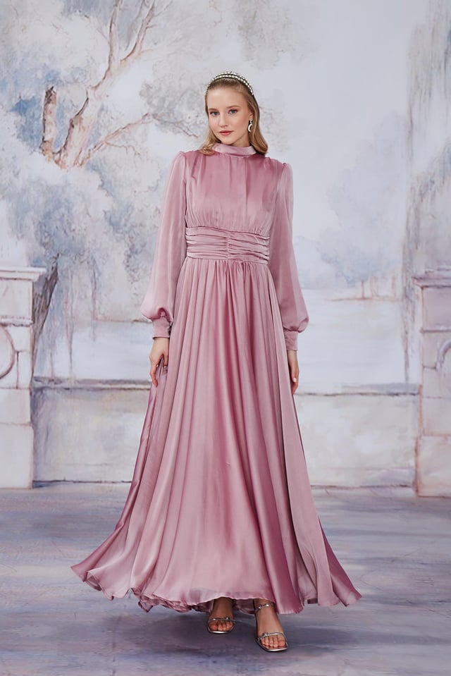 Pembe Elsa Abiye