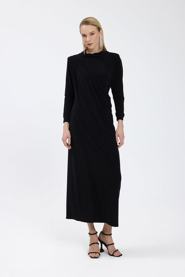 Siyah Drape Detaylı Elbise