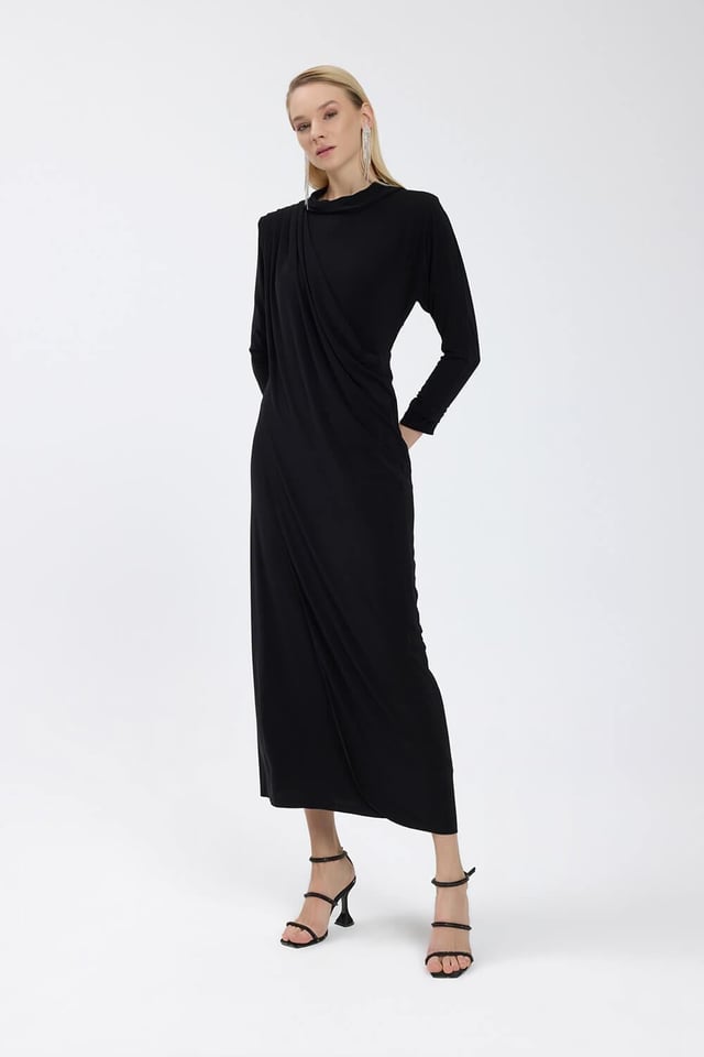 Siyah Drape Detaylı Elbise