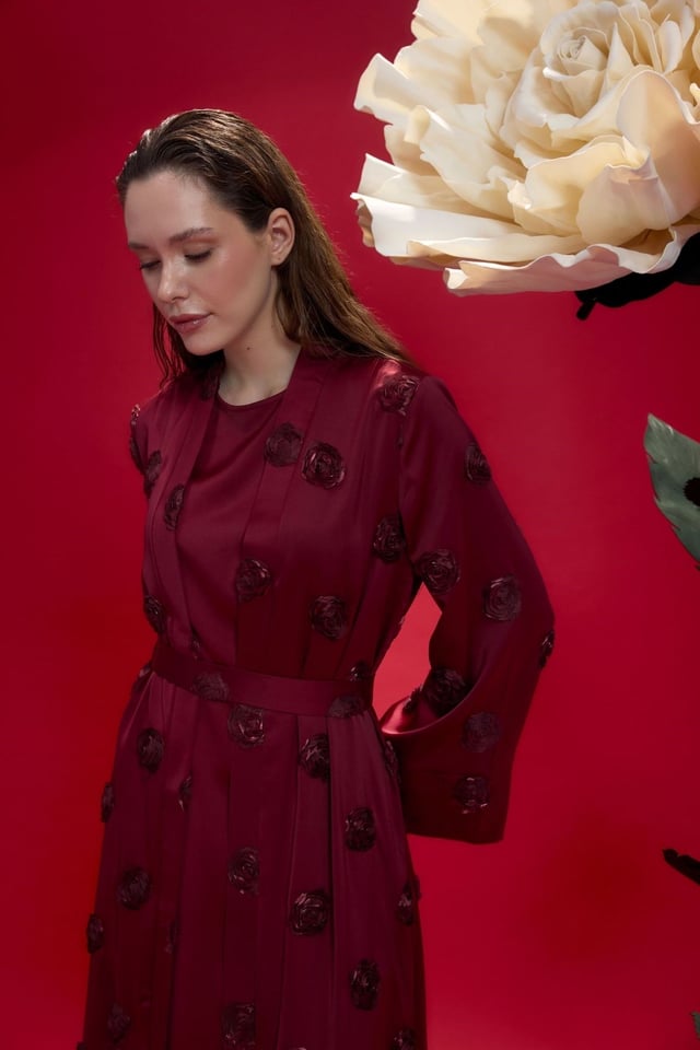 Bordo Amelie Gül İşlemeli Kimono Abaya