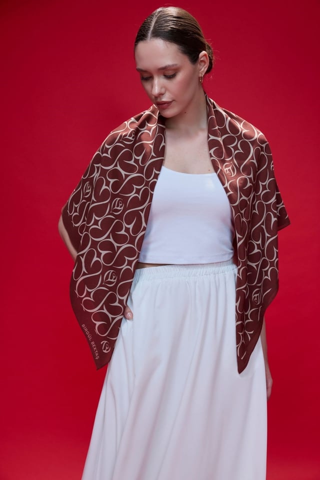 Bordo Gül Monogram Omuz Şalı